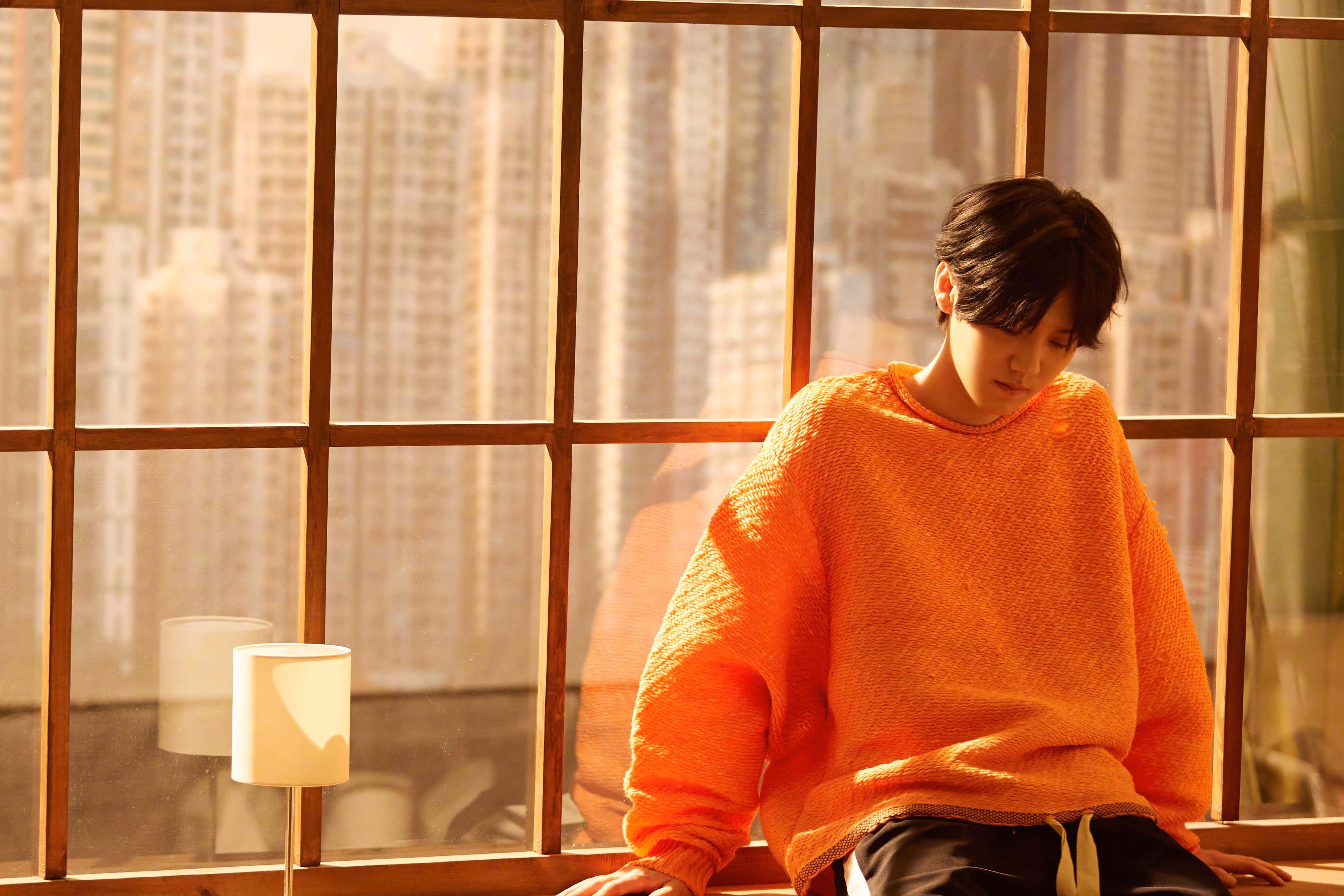 【视频“VAR”系统引发争议】裁判科技应用,提升公正是否存在副作用?