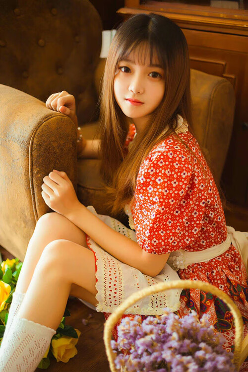 kaiyun体育综合-蹦床创新竞技表演，空中舞者挑战极限，蹦床特技视频